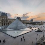 robaron-el-louvre-a-plena-luz-del-dia:-se-llevaron-joyas-de-napoleon-y-el-museo-esta-cerrado-al-publico