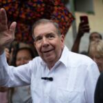 edmundo-gonzalez-urrutia-celebra-triunfo-de-rodrigo-paz:-“bolivia-abre-una-nueva-etapa”