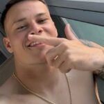 las-disculpas-de-matias-abaldo-tras-las-fotos-que-se-viralizaron-con-un-cantante,-alcohol,-marihuana-y-billetes-de-dolares