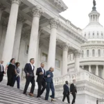 un-cierre-por-los-costos-de-la-salud:-lo-que-significa-el-estancamiento-de-washington-y-por-que-es-importante-en-el-extranjero