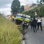 30-heridos-reporta-bomberos-voluntarios-por-accidente-en-el-puente-tinco