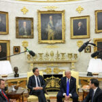 trump-anuncia-que-ee-uu-esta-listo-para-extender-sus-operaciones-antidrogas-a-rutas-terrestres