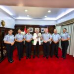 juan-carlos-amoroso,-distinguido-por-la-policia-nacional-por-su-trayectoria-en-medios