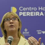“trabaja-casi-full-time”:-lustemberg-volvio-a-respaldar-al-presidente-de-asse-ante-criticas-de-la-oposicion