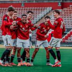 leon-se-mando-un-golazo-con-la-camiseta-del-manchester-united