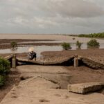 l’eau-monte,-le-sol-s’affaisse:-le-delta-du-mekong,-grenier-a-riz-du-vietnam,-face-a-una-doble-«amenaza-existencial»