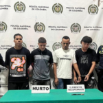 capturan-a-cuatro-hombres-que-utilizaban-un-taxi-para-tracar-en-las-calles-de-barranquilla;-esto-fue-lo-que-les-encontro-la-policia