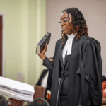 impulsada-por-la-compasion-y-la-conviccion,-lucrecia-gray-presta-juramento-de-servir-justicia