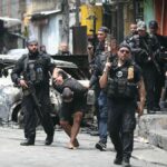 comando-vermelho:-como-drones-y-fusiles-importados-acaban-en-manos-del-crimen-organizado-en-brasil-y-estan-transformando-el-conflicto-urbano