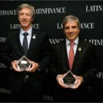“toto”-bicampeon:-luis-caputo-volvio-a-recibir-el-premio-a-“ministro-del-ano”