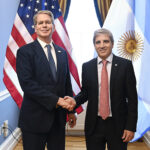 argentine-peso-keeps-sliding-despite-fresh-us.-treasury-intervention