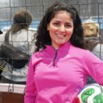 «-faire-du-foot-m’a-appris-a-lutter-contre-unae-societe-qui-luttait-contre-moi-»-:-shabnam-salahshoor,-refugiee-afghane-et-coach-au-sein-d’un-club-queer-parisien