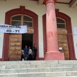 revisa-los-colegios-que-estaran-cerrados-este-lunes-en-la-serena,-vicuna,-paihuano-y-la-higuera.