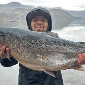 las-truchas-gigantes-del-embalse-alicura