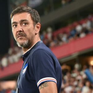 leyenda-del-futbol-uruguayo-alvaro-recoba-es-el-nuevo-dt-del-deportivo-tachira