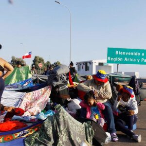 migrantes-en-chile-entre-la-espada-y-la-pared:-oferta-de-candidatos-presidenciales-y-sus-implicaciones