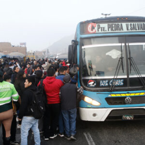 ¿habra-paro-de-transporte-el-martes-25-de-noviembre-en-lima-y-callao?-los-ultimos-acuerdos-de-los-gremios-tras-atentado-contra-empresas