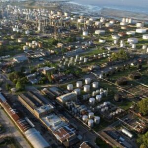 mercuria-y-vitol-entre-postores-por-refineria-raizen-argentina