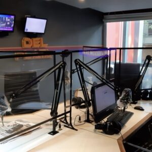 quebro-historica-emisora-​​de-radio-argentina-y-prohiben-la-salida-del-pais-de-su-presidente