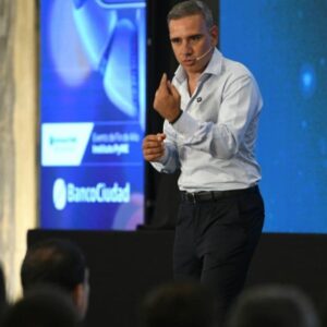 generacion-z:-afirman-que-los-jovenes-no-eligen-sus-trabajos-solo-por-el-salario,-que-condiciones-laborales-exigen?