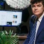 el-supremacista-blanco-nick-fuentes-es-la-zizanie-en-el-mundo-maga