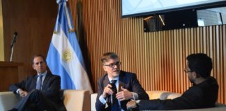 Economistas expusieron las causas del triunfo de Javier Milei y alertaron por dos variables claves golpeadas por el modelo economistas-expusieron-las-causas-del-triunfo-de-javier-milei-y-alertaron-por-dos-variables-claves-golpeadas-por-el-modelo