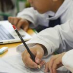 ¿la-educacion-sexual-tiene-que-ser-obligatoria-en-todas-las-escuelas?-la-encuesta-de-el-observador-y-academicos-de-la-udelar-en-la-que-podrian-participar
