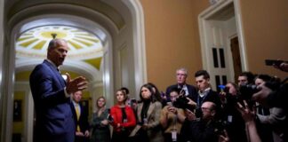 Cierre aux Etats-Unis: le Sénat vote le texte devant mettre fin à la paralysie budgétaire cierre-aux-etats-unis:-le-senat-vote-le-texte-devant-mettre-fin-a-la-paralysie-budgetaire