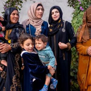 apres-lexil,-solapa-de-la-tierra-duna-familia-siria