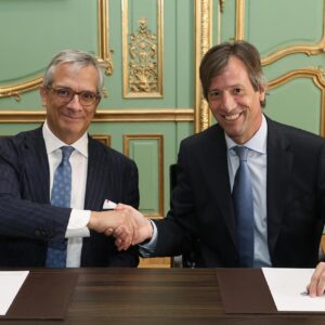 argentinas-southern-energy-signs-record-8-year-lng-agreement-with-germanys-sefe