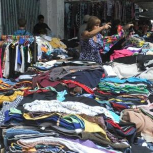 importacion-de-ropa-usada:-empresas-piden-a-luis-caputo-“sentido-comun”-y-una-revision-urgente-de-la-medida