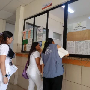 defensoria-hace-verificativos-en-hospitales-de-santa-cruz-ante-paro-en-salud