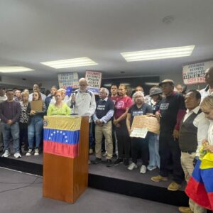 sindicatos-venezolanos-sellan-gran-acuerdo-nacional-por-salarios-dignos-y-libertad-sindical
