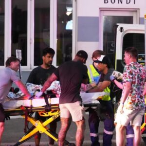 al-menos-12-muertos-y-29-heridos-deja-tiroteo-en-playa-bondi-beach-en-australia