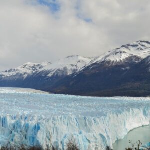milei-files-bill-to-change-law-protecting-glacier-areas-to-promote-mining