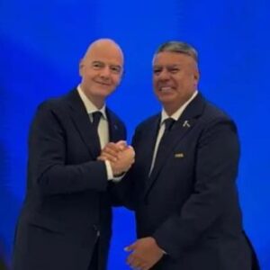 tapia-se-distancia-de-los-titulares-negativos-de-la-afa-en-casa
