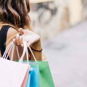 el-boom-por-las-compras-online:-cuantos-dolares-gastaron-los-argentinos-en-shein-y-temu