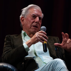 mario-vargas-llosa-y-los-libros-peruanos-de-2025