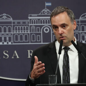 argentina-bans-entry-of-venezuelans-with-ties-to-maduro-administration