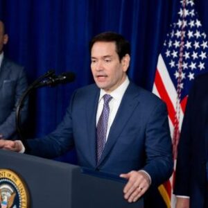 marco-rubio-aprovecha-la-oportunidad-de-rehacer-america-latina-en-el-gambito-de-venezuela