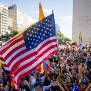 ‘por-fin’:-venezolanos-en-el-exterior-celebran-el-derrocamiento-de-maduro