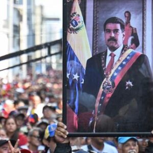 en-directo,-venezuela:-des-millers-de-partisanos-de-nicolas-maduro-manifestent-a-caracas-pour-sa-liberation;-delcy-rodriguez-investigada-como-presidenta-interina