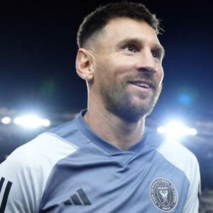 “me-gustaria-tener-mi-propio-club-de-futbol”,-admite-lionel-messi-en-una-entrevista