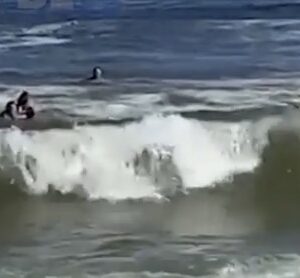 el-video-del-dramatico-rescate-de-martin-demichelis-y-su-hijo-en-el-mar
