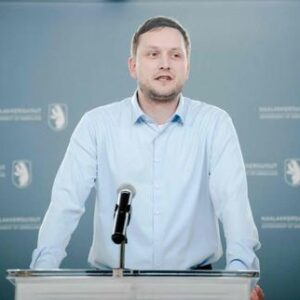 au-groenland,-el-primer-ministro-de-mise-sur-lunite-se-enfrenta-a-las-amenazas-de-washington