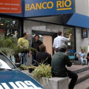 argentina-recuerda-el-atraco-del-siglo,-20-anos-despues