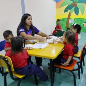 docentes-venezolanos-conmemoran-el-dia-del-maestro-entre-resiliencia-y-reclamos-salariales