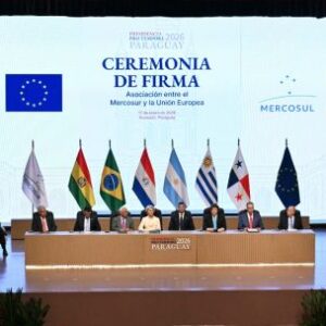 la-ue-firma-un-acuerdo-comercial-con-america-del-sur-despues-de-25-anos-de-negociaciones