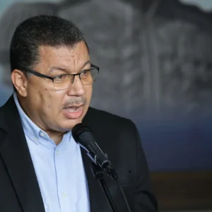 simon-calzadilla-propone-cuatro-medidas-para-estabilizar-la-economia-venezolana