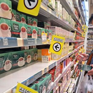la-confianza-del-consumidor-subio-2,2%-en-enero-pero-se-mantiene-por-debajo-en-la-comparativa-interanual